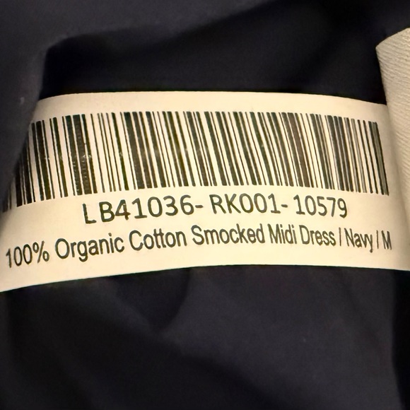 NWT Quince 100% Organic Cotton Poplin Smocked Midi Dress in Navy - Picture 10 of 10